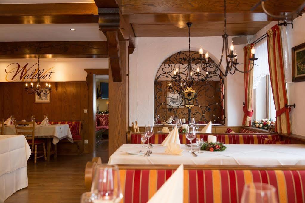 Parkhotel Waldlust Häusern Екстериор снимка