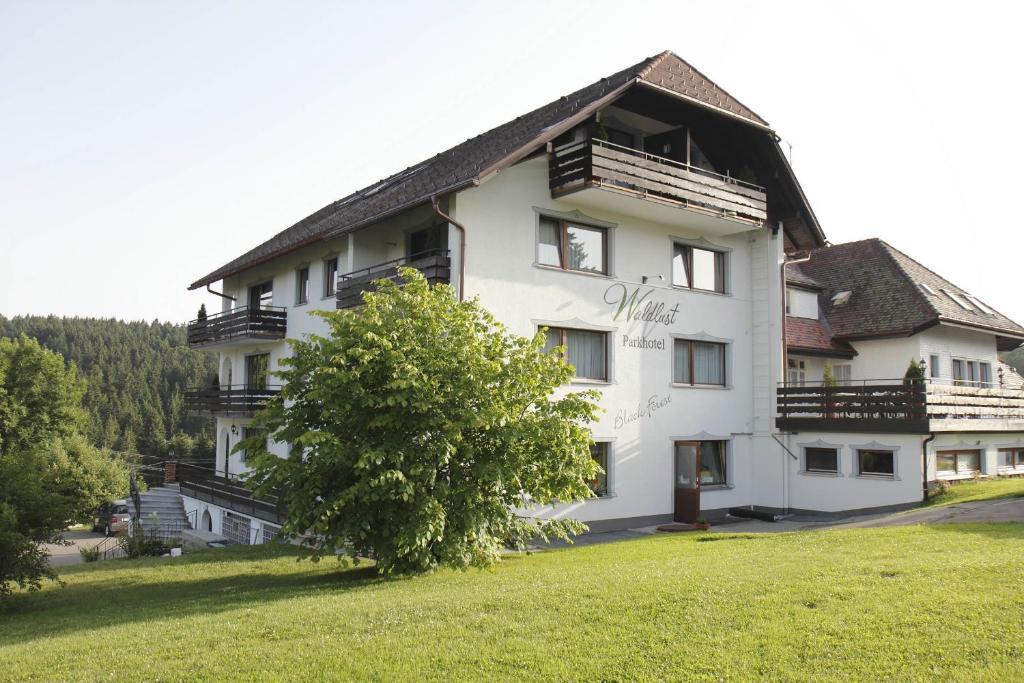 Parkhotel Waldlust Häusern Екстериор снимка